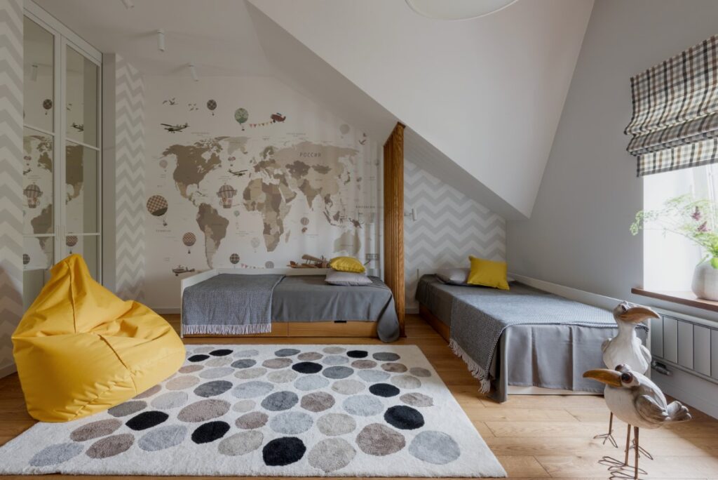 Medinės ąžuolinės grindys: spalva 3081 šviesus riešutas.