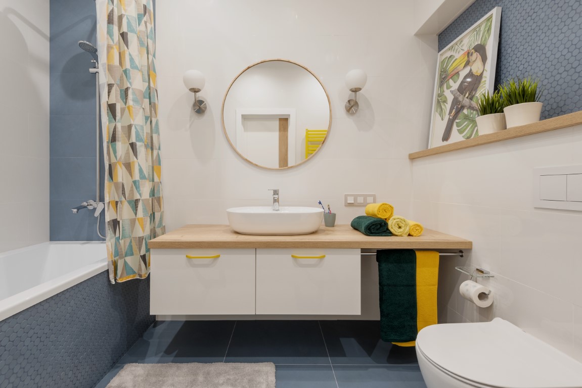 Medinės ąžuolinės grindys: spalva 3081 šviesus riešutas.