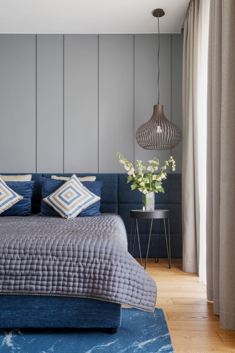 Medinės ąžuolinės grindys: spalva 3081 šviesus riešutas.