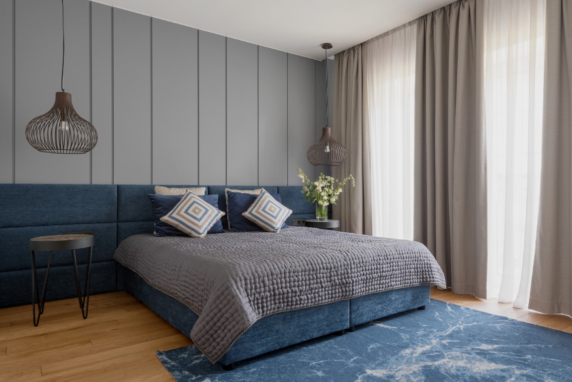 Medinės ąžuolinės grindys: spalva 3081 šviesus riešutas.