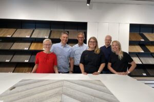 parketas medines grindys azuolines grindys durys laiptai medzio stilius