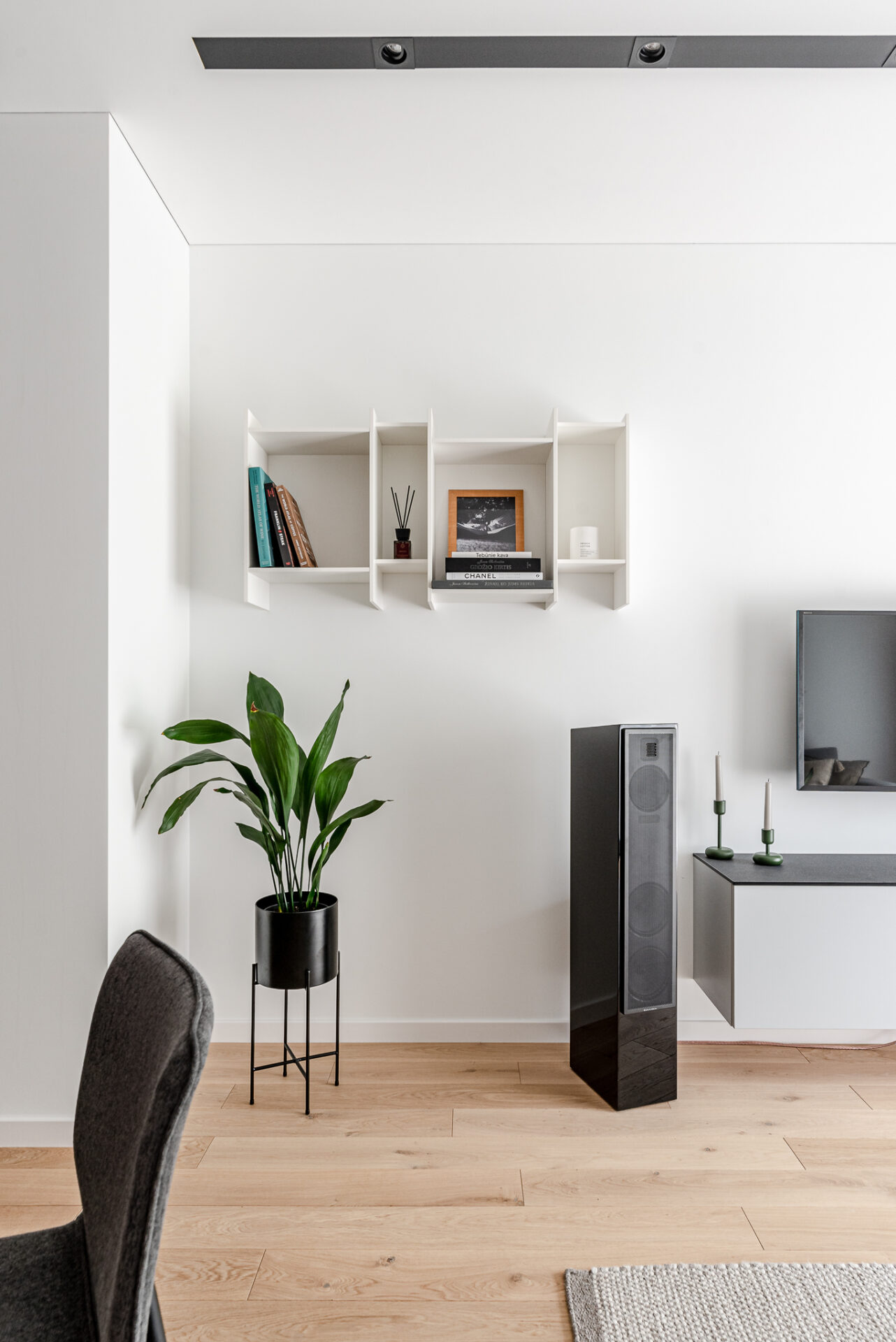 Medinės grindys, parketas, Herringbone 90°: 3408, Balta