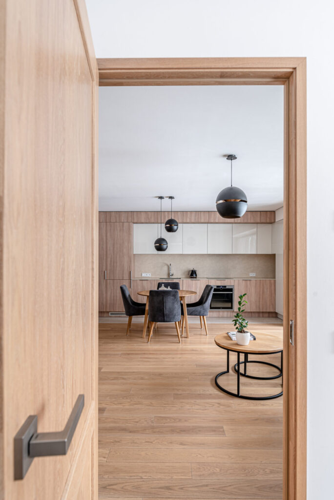 Medinės grindys, parketas: 3409, Skaidriai balta