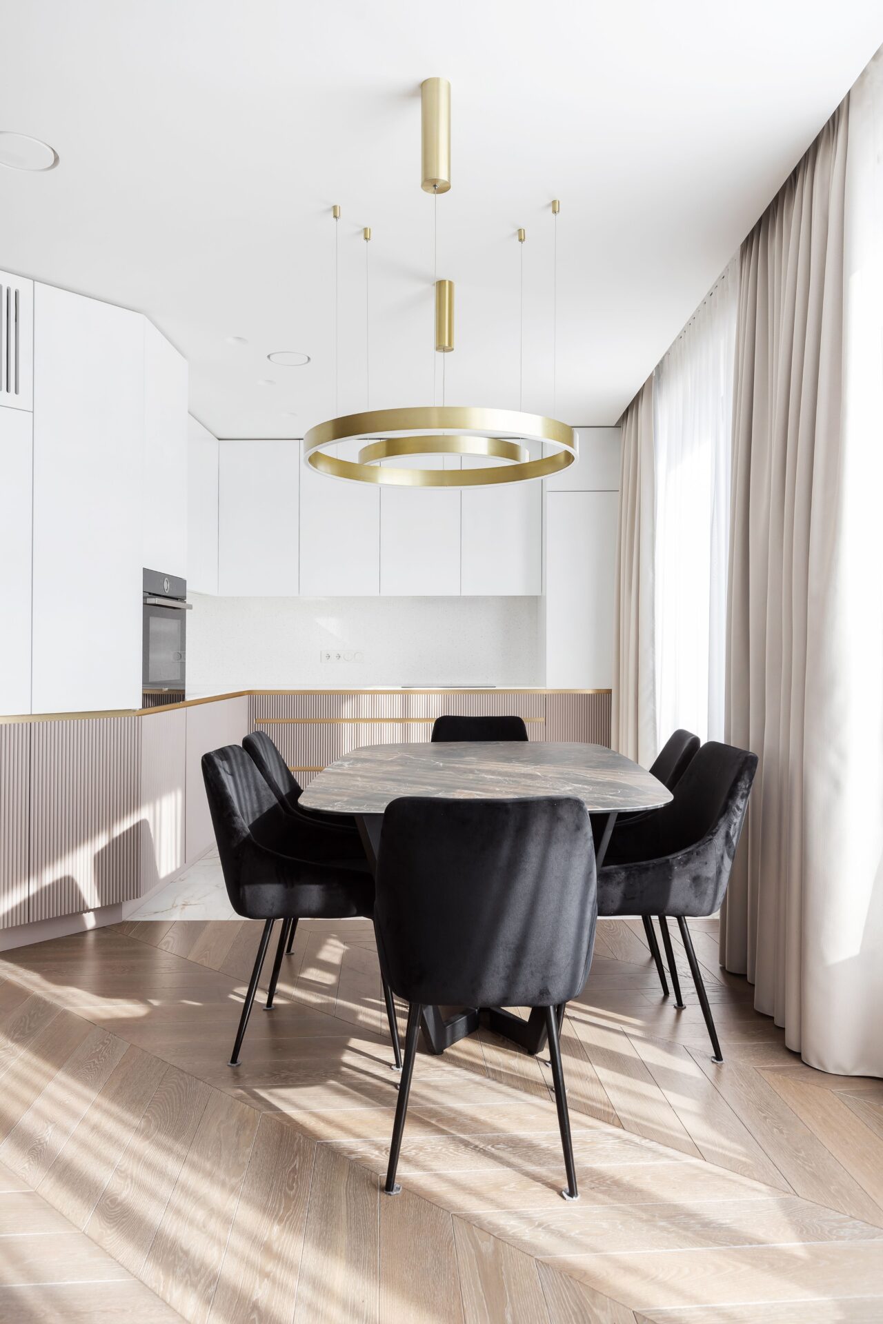 Medinės grindys, parketas, Chevron 45°: Q-3409, Skaidriai bala