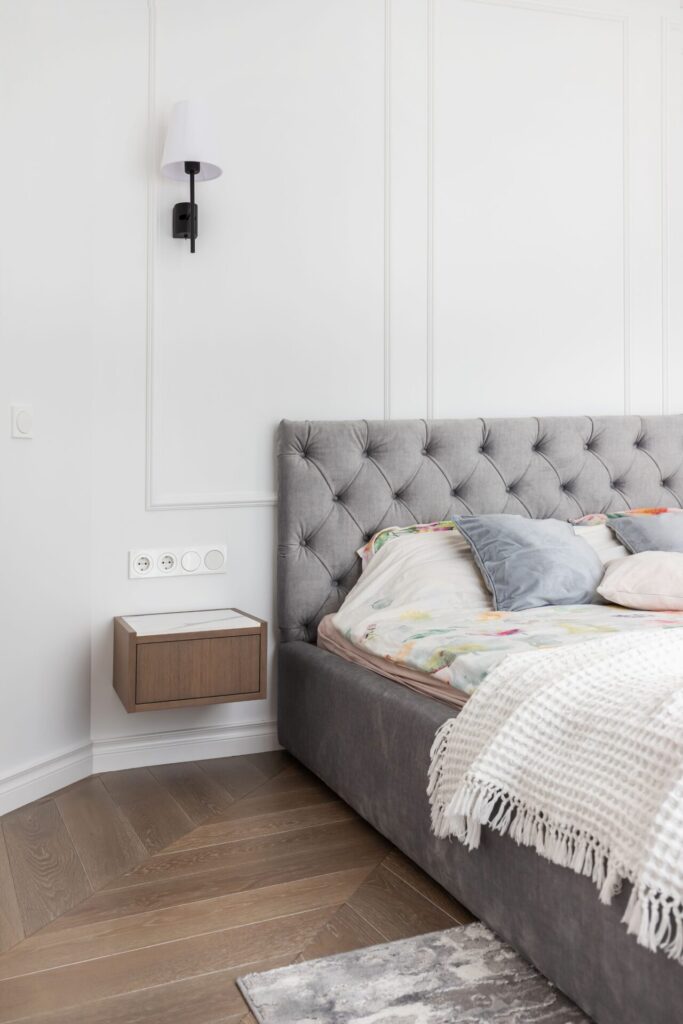 Medinės grindys, parketas, Chevron 45°: Q-3409, Skaidriai bala