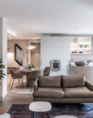 Išskirtinė medinių grindų apdaila, sukurta italų dizainerio Enrico Piselli