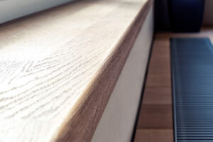 Medinė palangė iš ąžuolo apvalintais kraštais