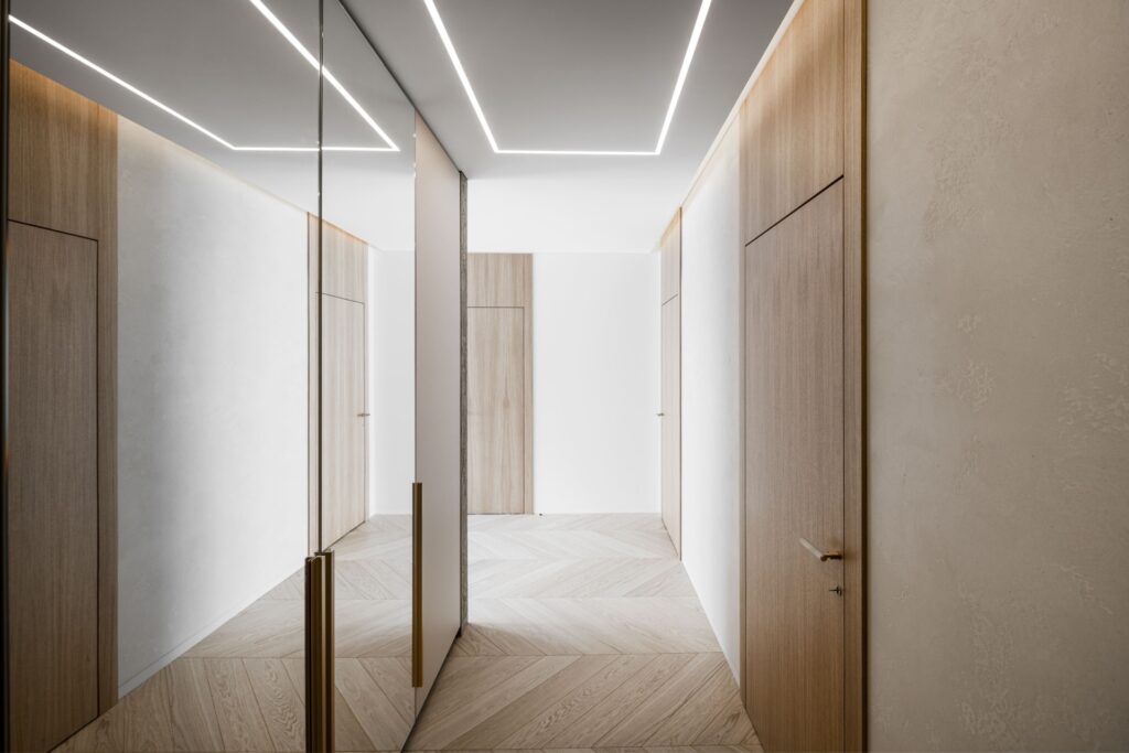 Šviesus ąžuolinis parketas – namų jaukumą, natūralumą ir stilių užtikrinantis apdailos elementas