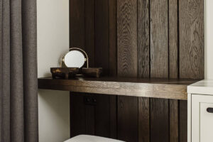 Ąžuolinės dekoratyvinės sienelės – dar daugiau gamtos namuose