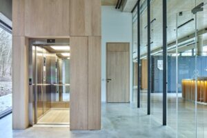 Beapvadinės durys: Šiuolaikinio interjero stilius ir grožis