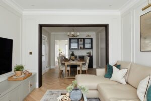 Ąžuolo parketas: Nesenstantis medinių grindų elegantiškumas