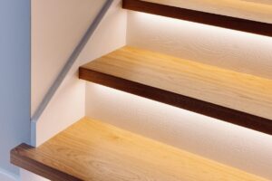 Ąžuolo laiptai: Pagerinkite savo namų stilių ir funkcionalumą