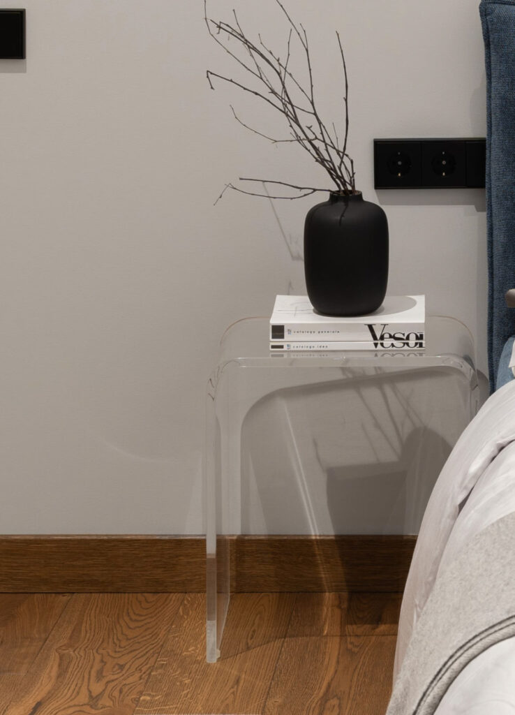 Įspūdinga dermė: Riešuto (3481) spalvos ąžuolas namų interjere