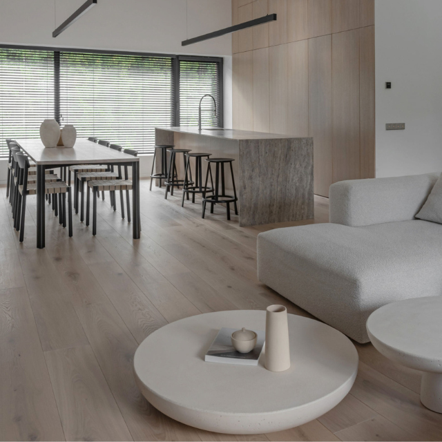 Itin plačios ąžuolinės parketlentės